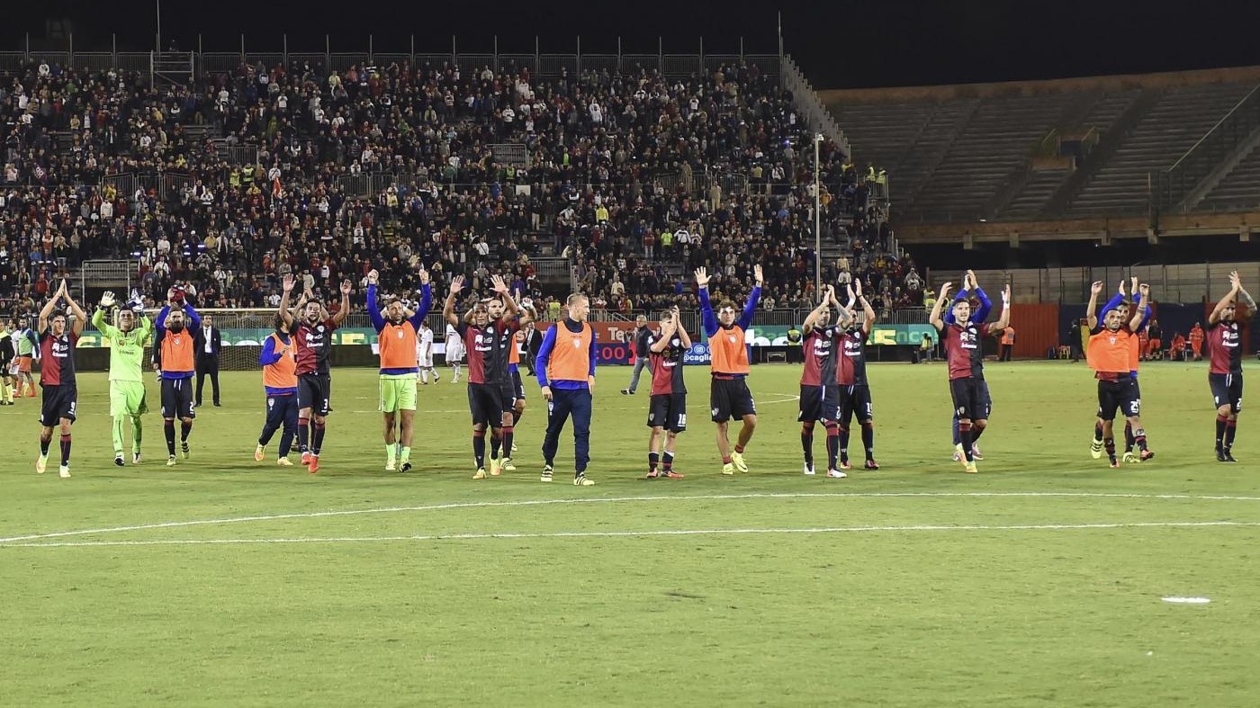 Serie A, Cagliari all’ultimo respiro: papera Viviano condanna Samp