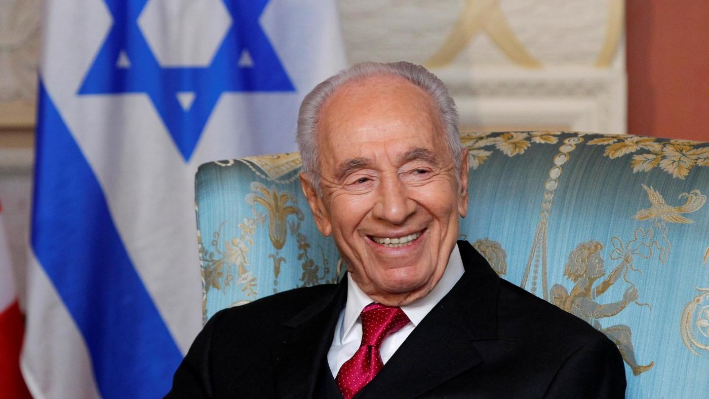 Israele, addio all’ex presidente Peres, venerdì i funerali