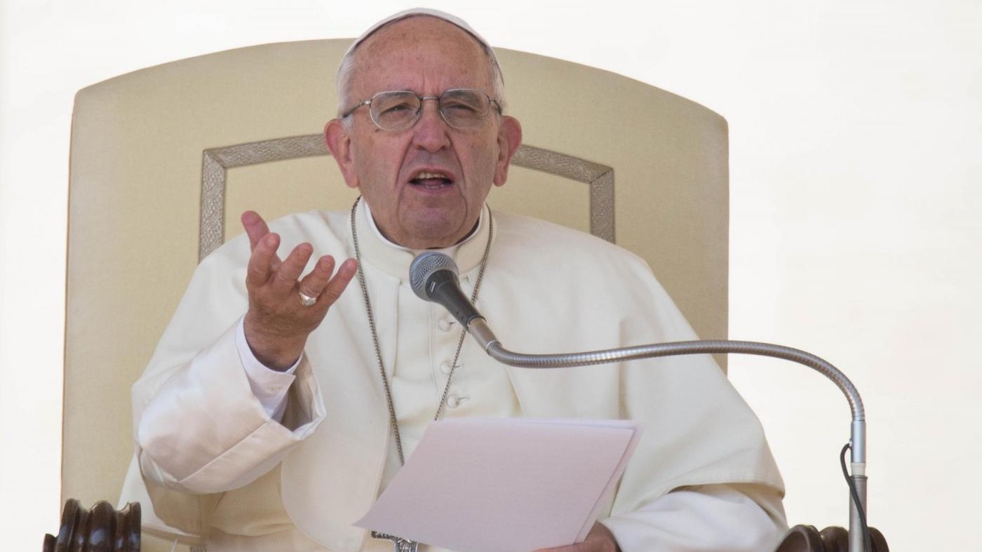Papa: Responsabili bombardamenti Aleppo risponderanno a Dio