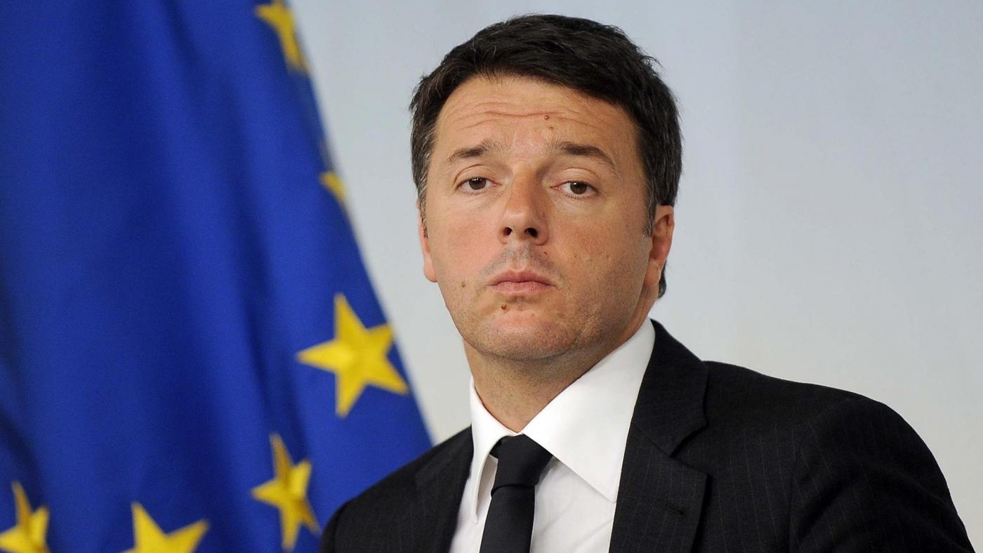 M5S: Renzi schizofrenico, spersonalizza referendum per mantenere poltrona