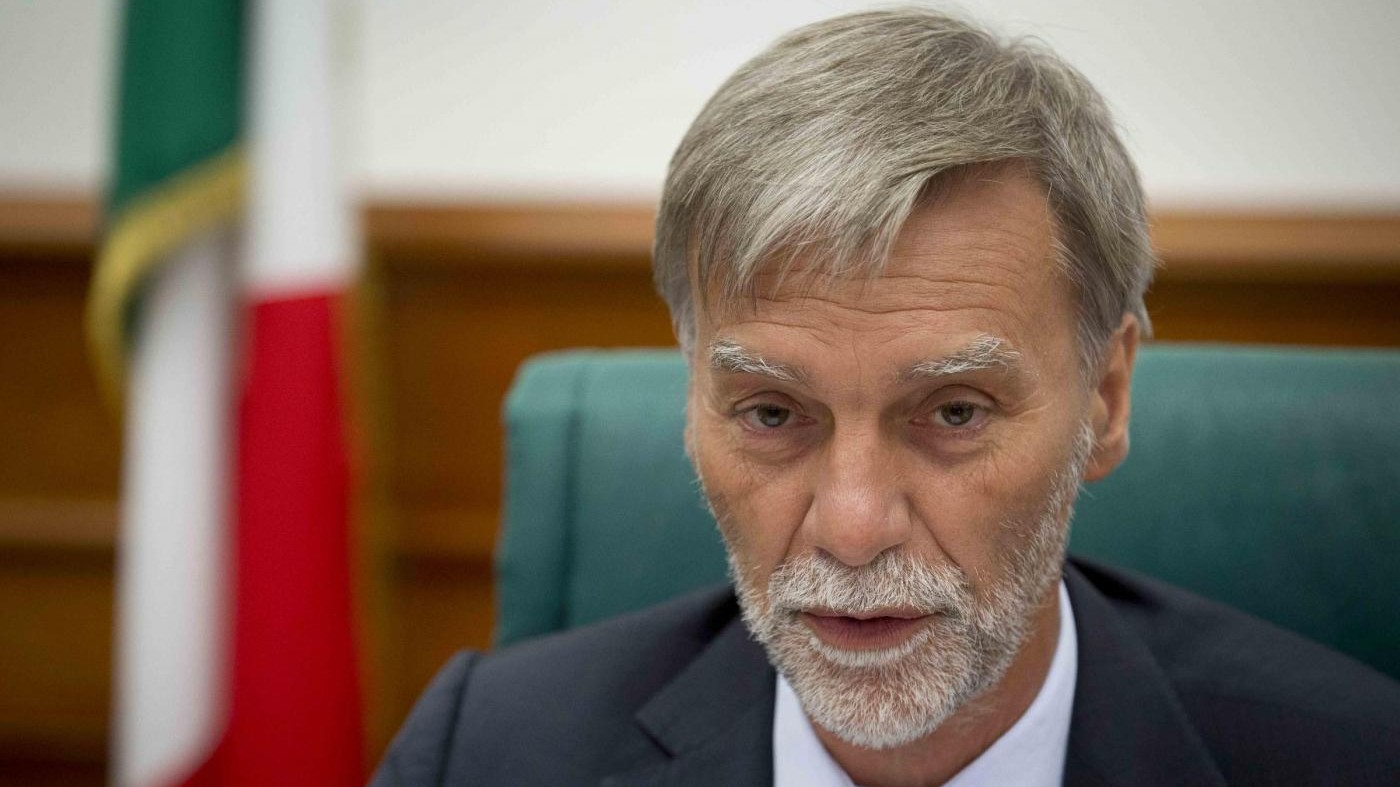 Referendum, Delrio: Errore legare riforma a Italicum