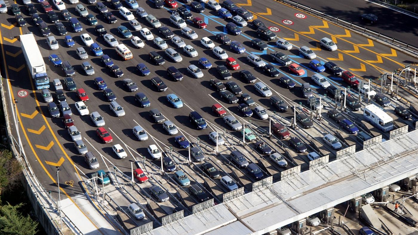 Controesodo, traffico in aumento: code intorno grandi città