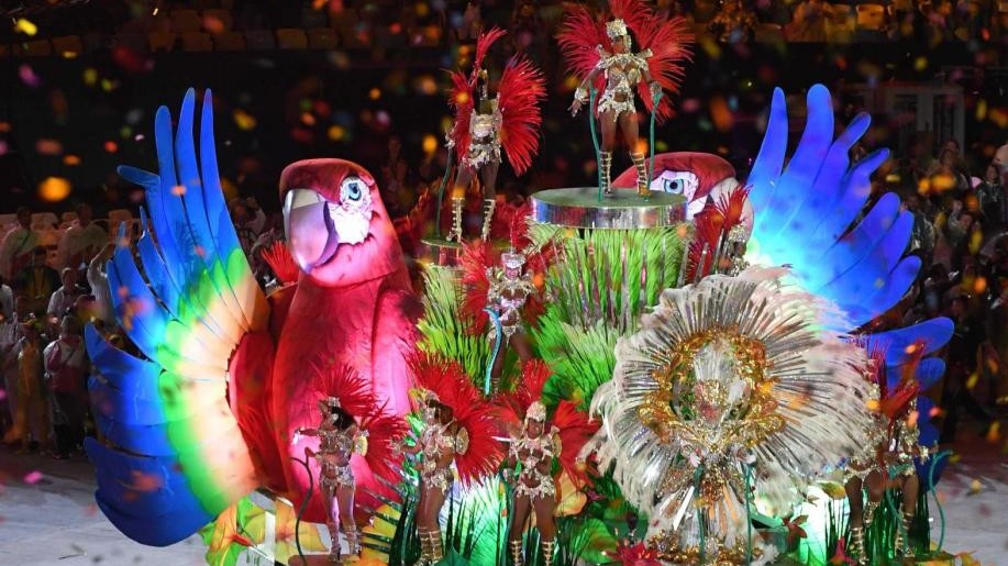 Giù il sipario su Rio, omaggio al Carnevale e arrivederci a Tokyo