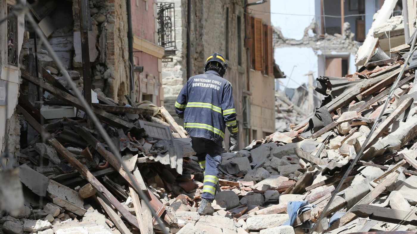 Terremoto 6.0 devasta Centro Italia tra Rieti, Ascoli e Perugia