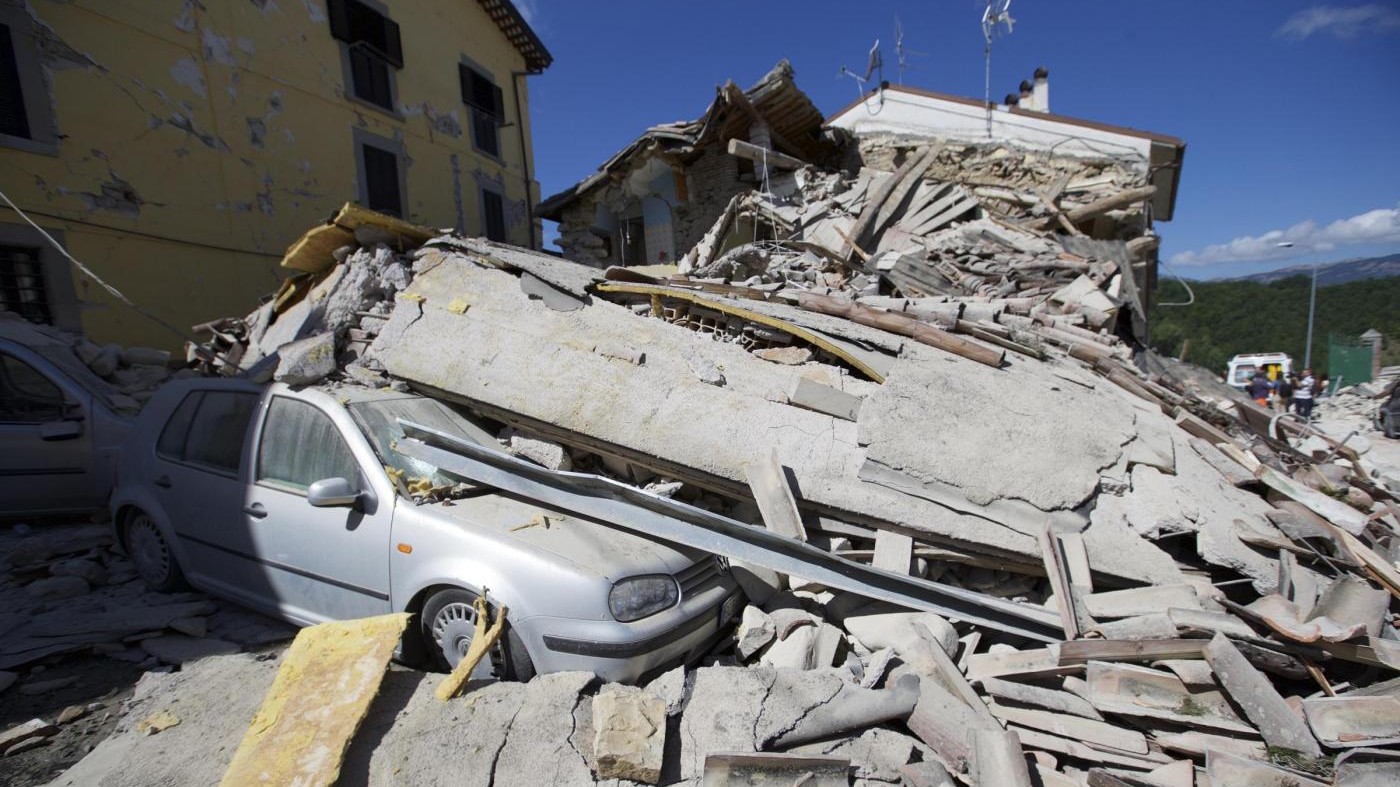 Terremoto, devastata Amatrice: paese del sugo famoso in tutto il mondo