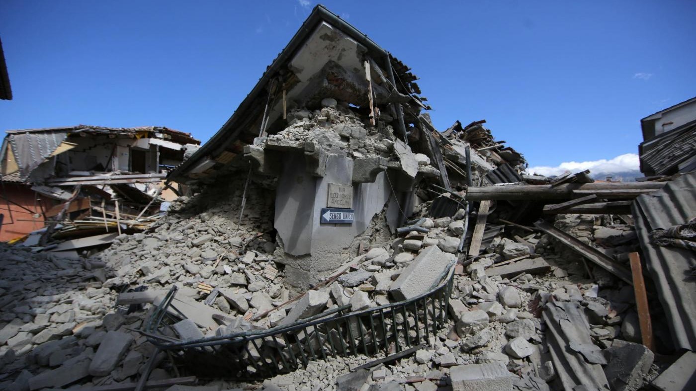 Sisma, la terra trema ancora: nuova lieve scossa ad Amatrice