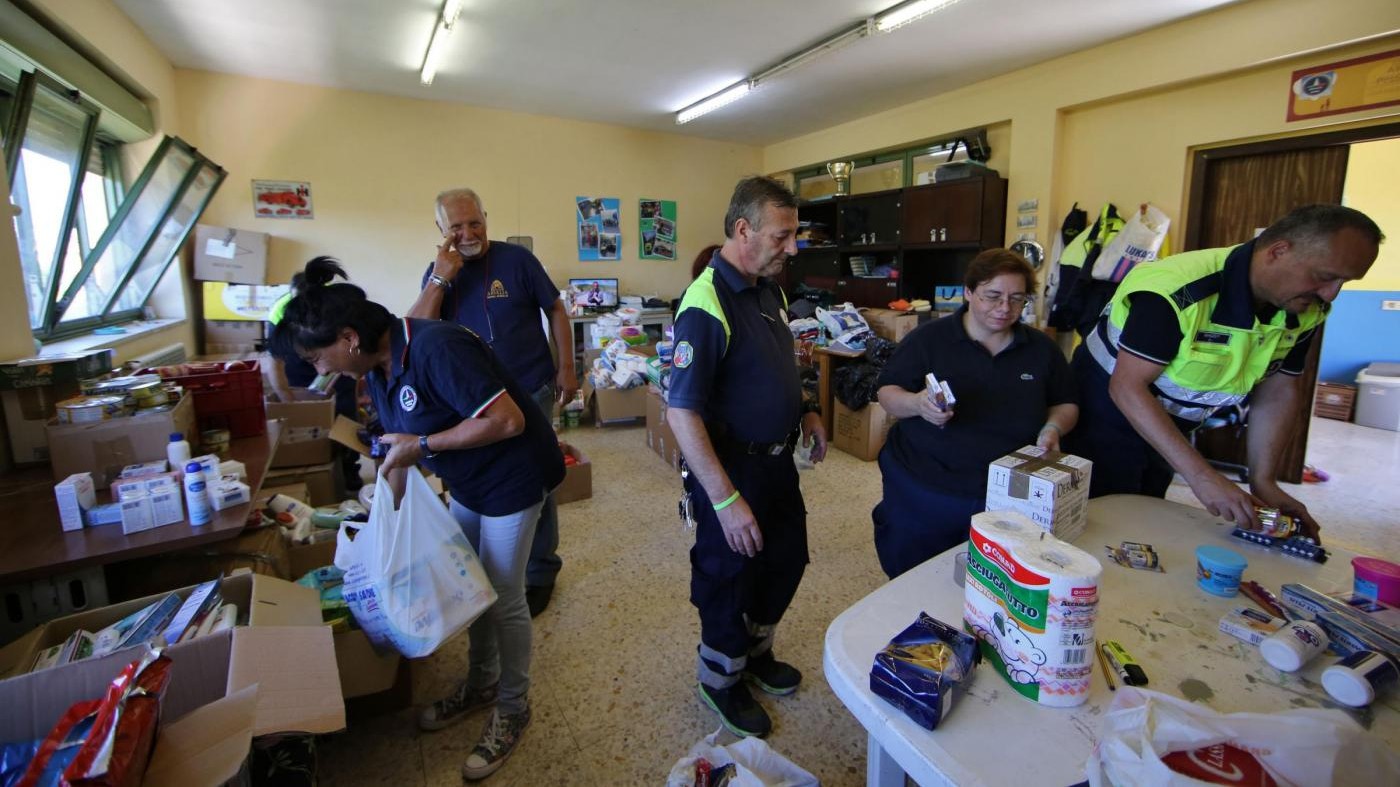 Terremoto, soccorsi da tutta Italia: dal Friuli al Molise