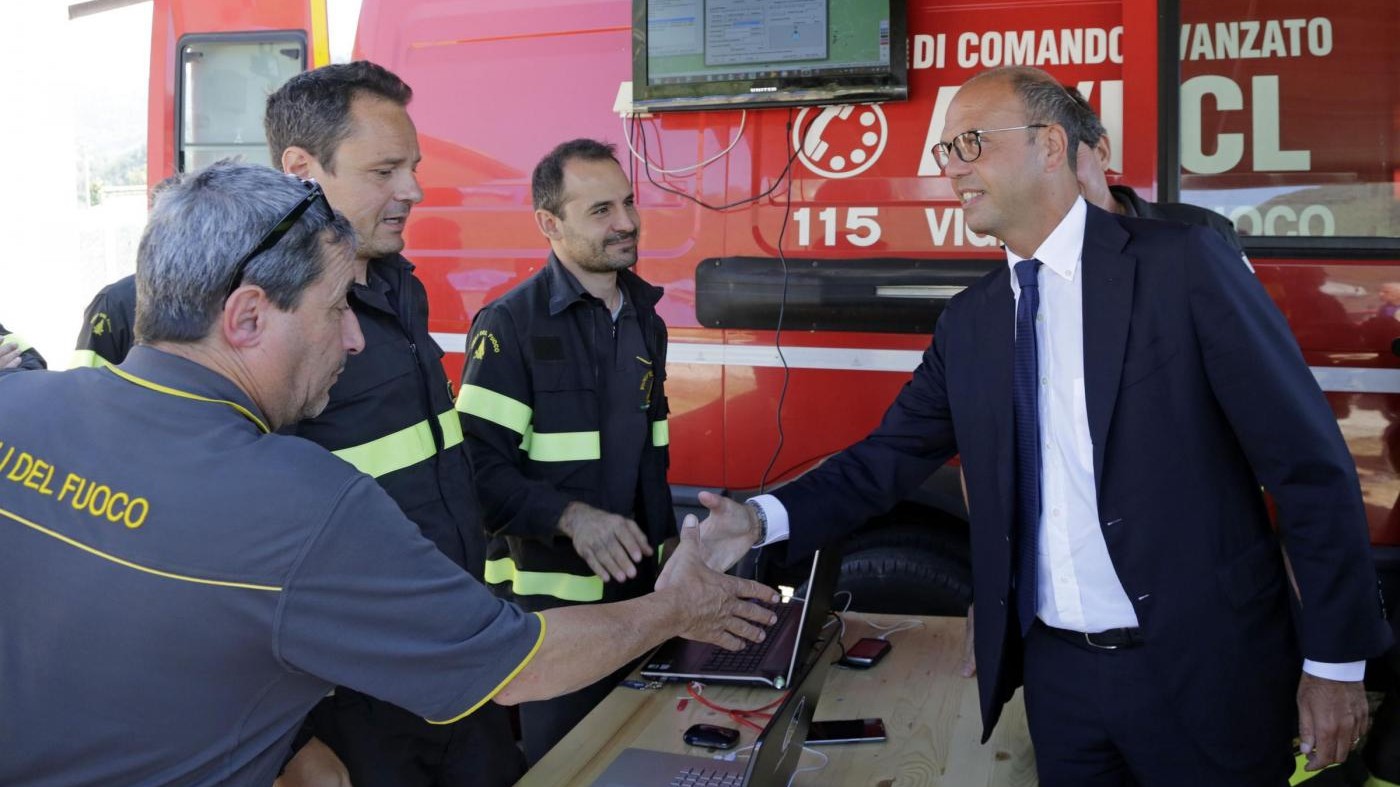 Terremoto, Alfano: Filiera dei soccorsi ha retto alla perfezione