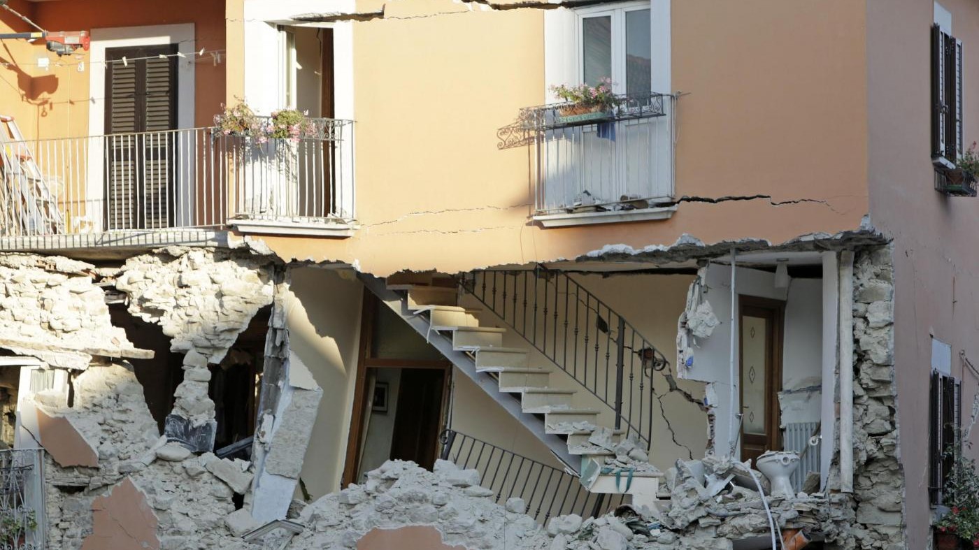 Terremoto, Curcio: 290 vittime, su dispersi finora non diamo numeri
