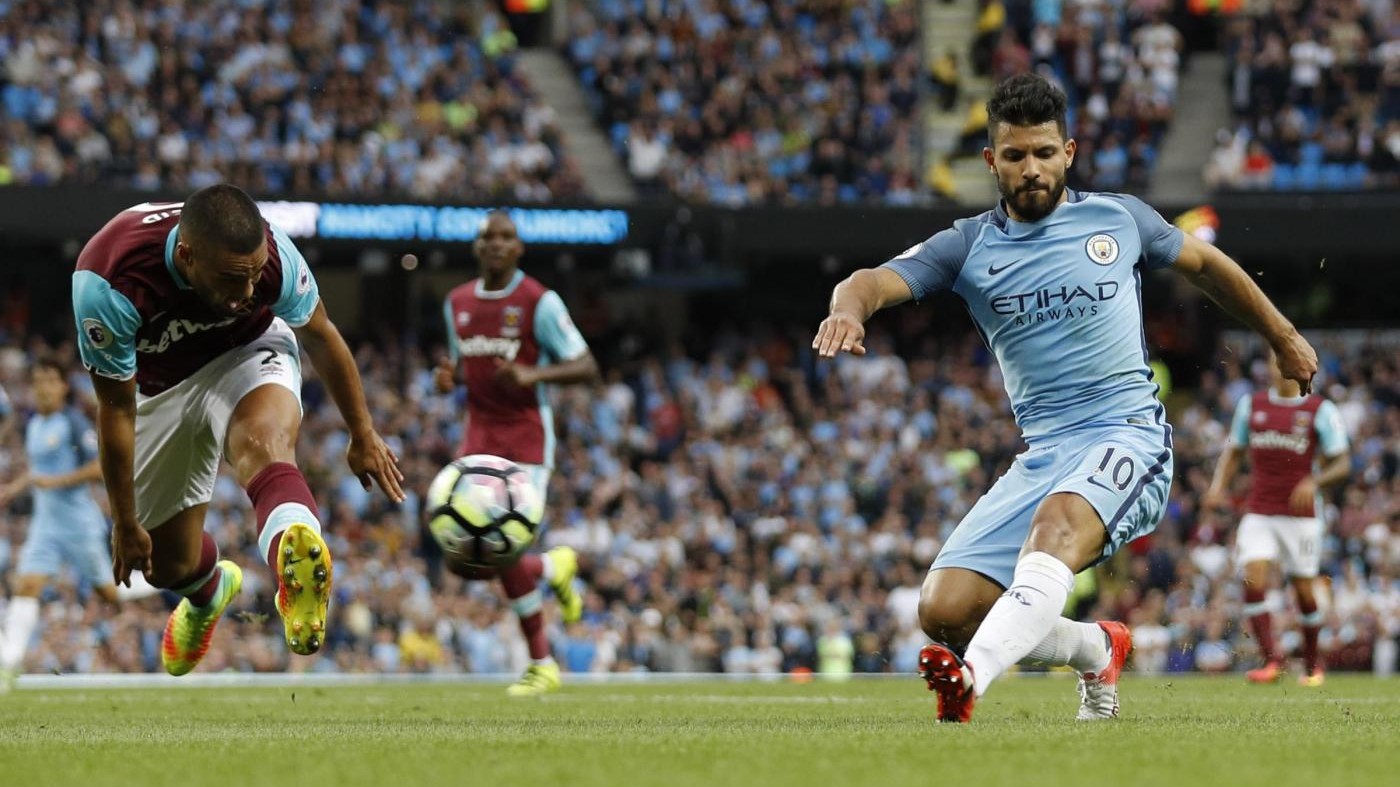 Manchester City, gomitata a Reid: Aguero rischia 3 giornate stop
