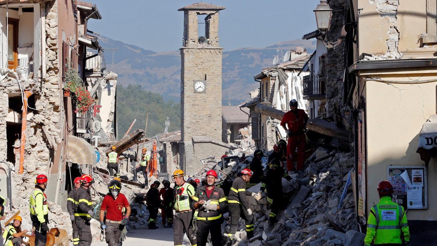 Terremoto, nuove scosse nella notte: la più forte di magnitudo 3.4
