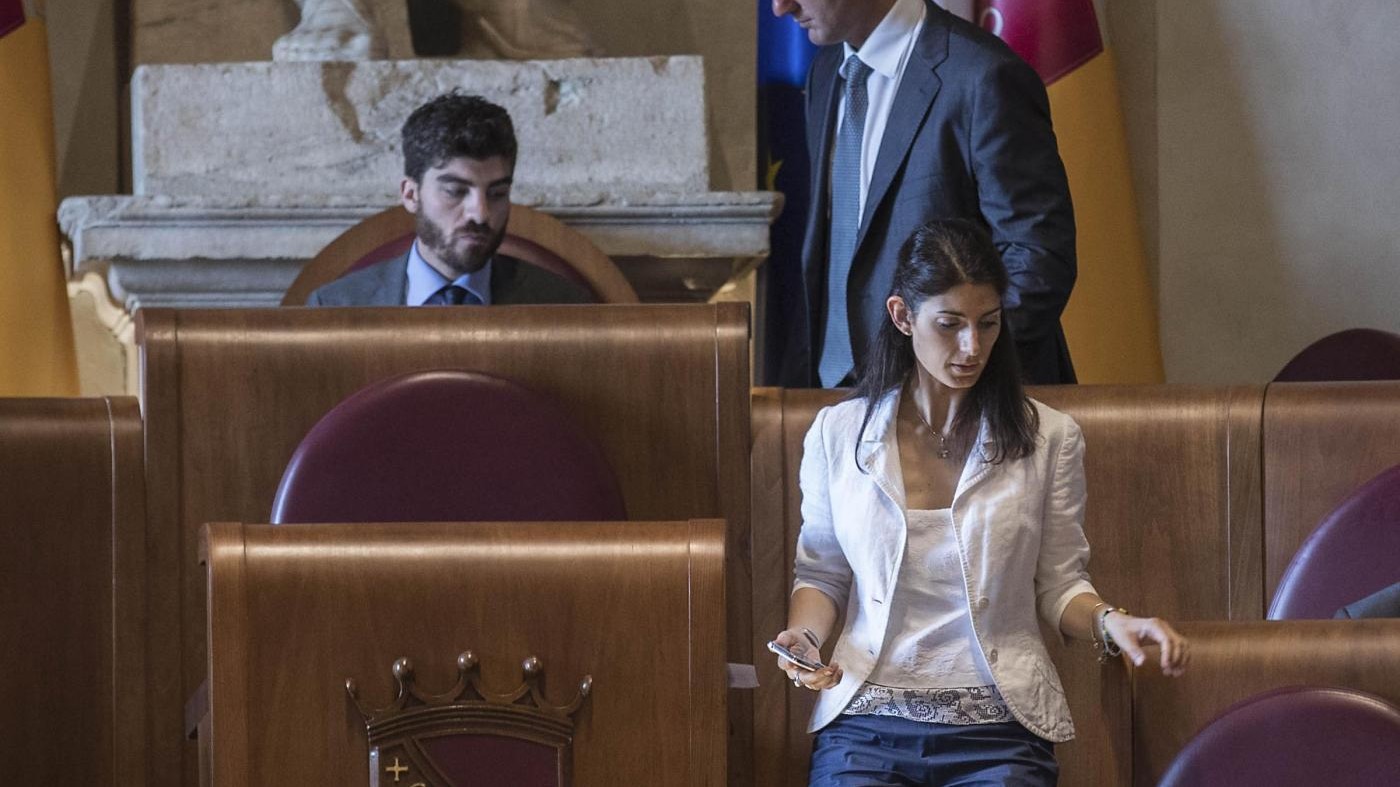 Bufera sulla giunta Raggi: Cinque dimissioni in un giorno