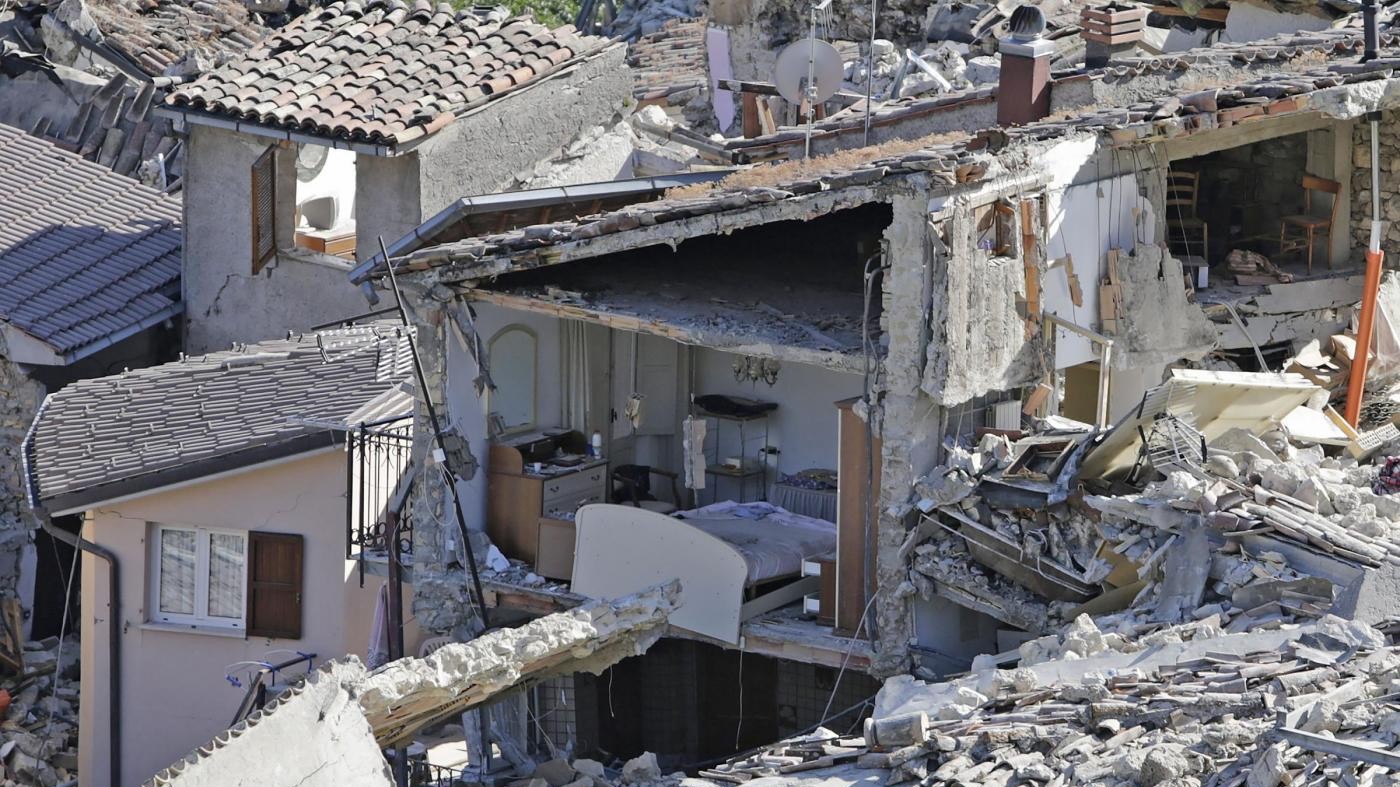 Terremoto, ancora forti scosse. Pirozzi: Seconde case per chi resta