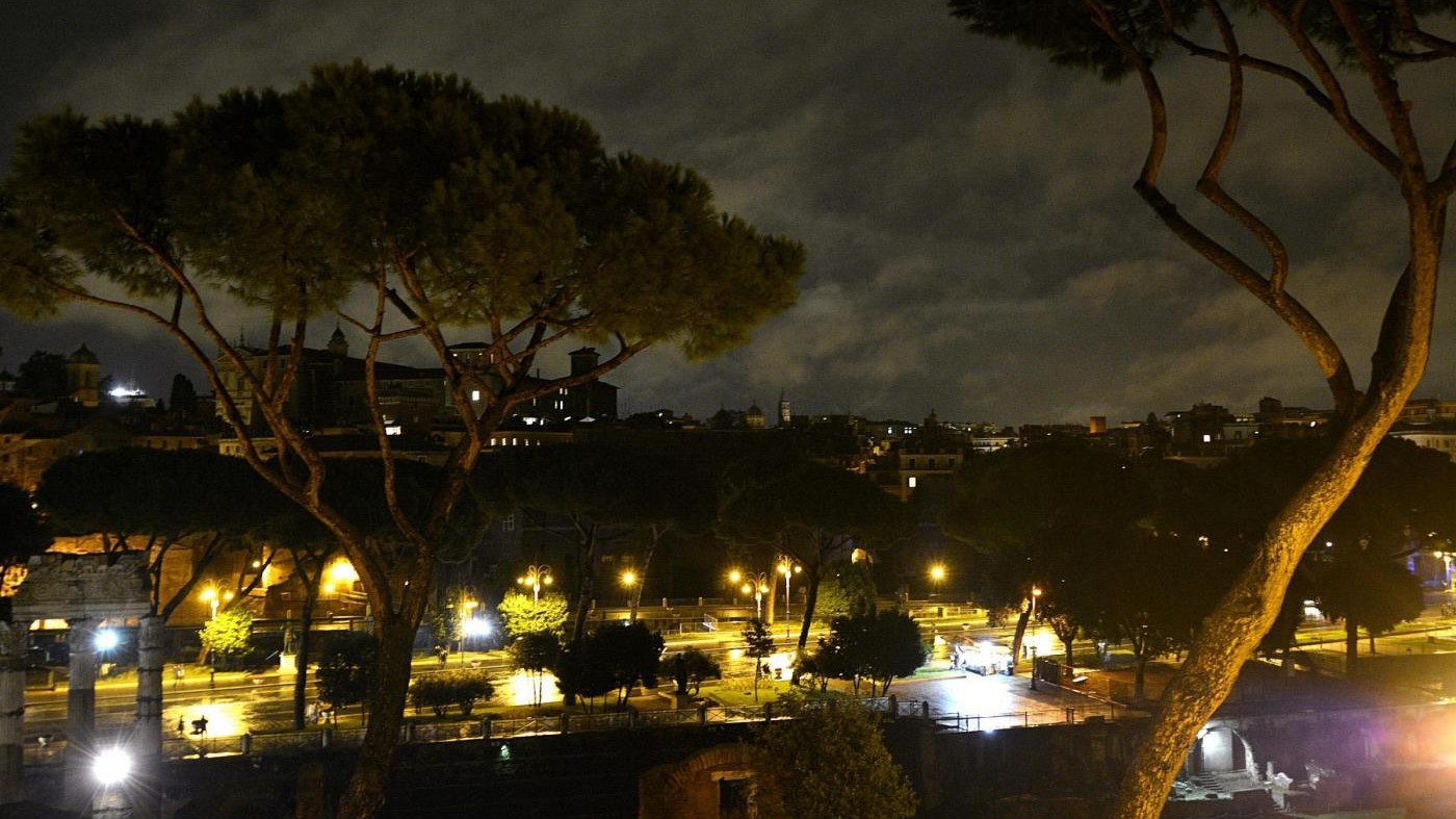 Nubifragio a Roma: cinque voli dirottati nella notte