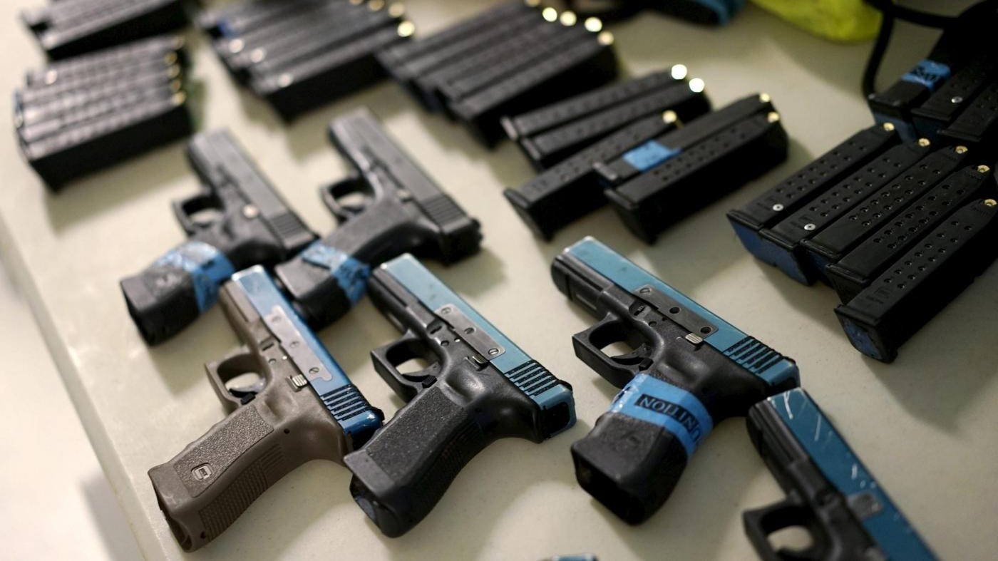 Un kalashnikov con pochi click: viaggio nel ‘dark web’