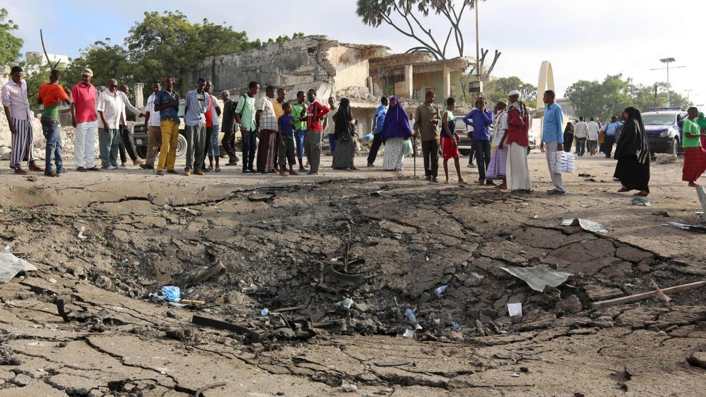 Somalia, autobomba vicino all’aeroporto di Mogadiscio: 7 morti