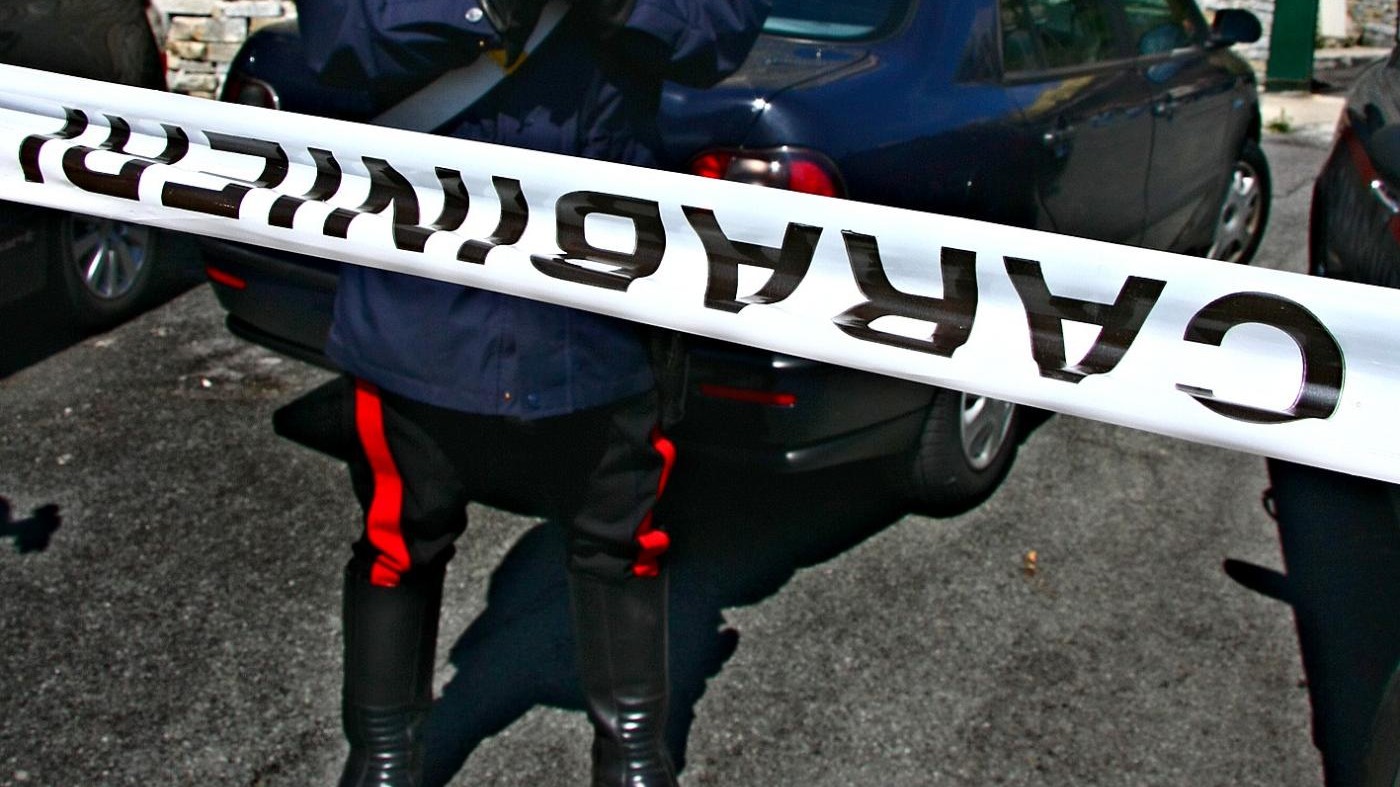 Bari, violenta ex fidanzata per vendetta: arrestato 25enne