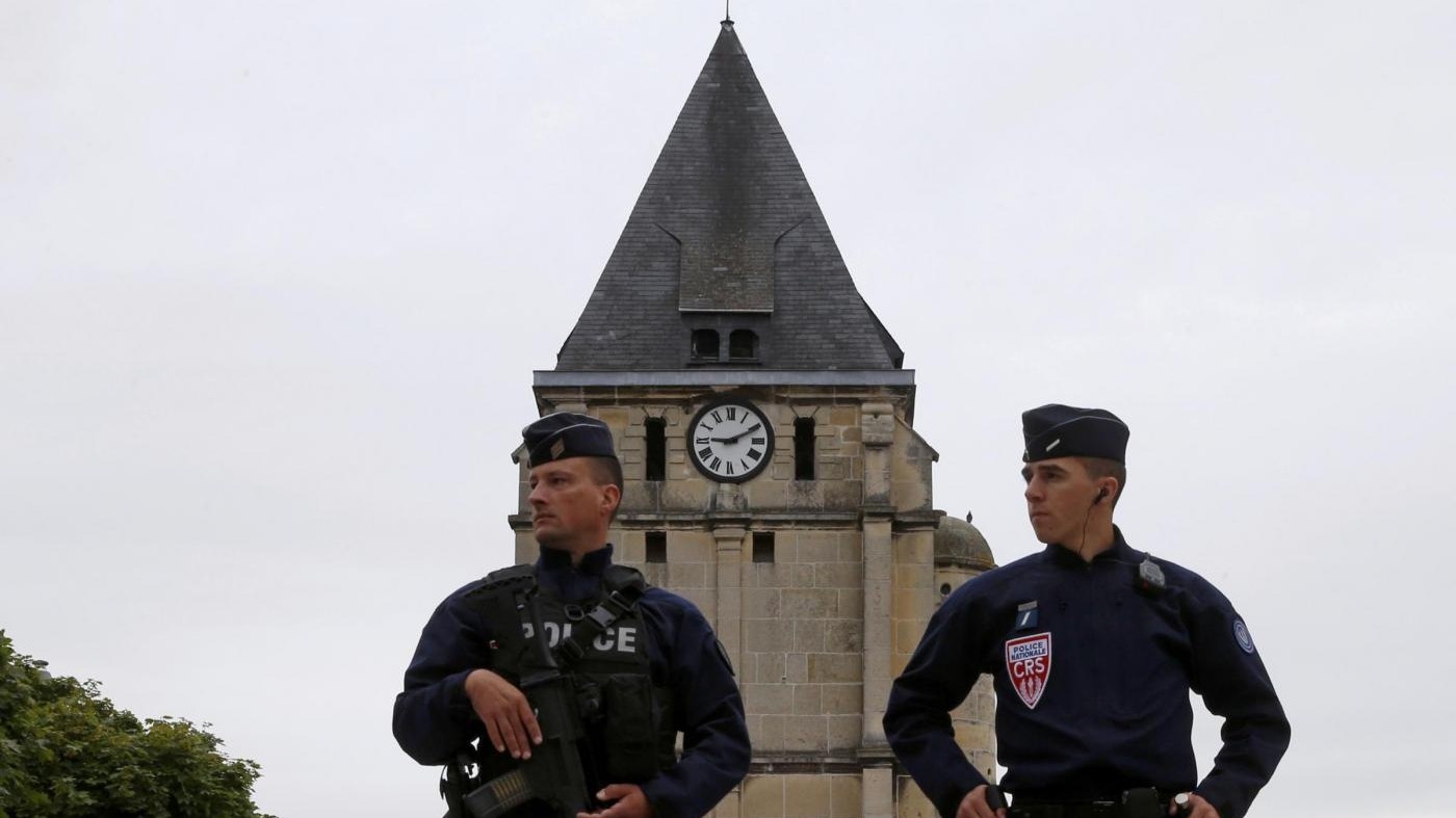 Francia, schedato anche secondo attentatore dell’assalto in chiesa