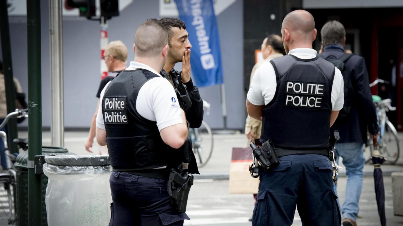 Belgio, arrestati due fratelli: progettavano attacchi nel paese