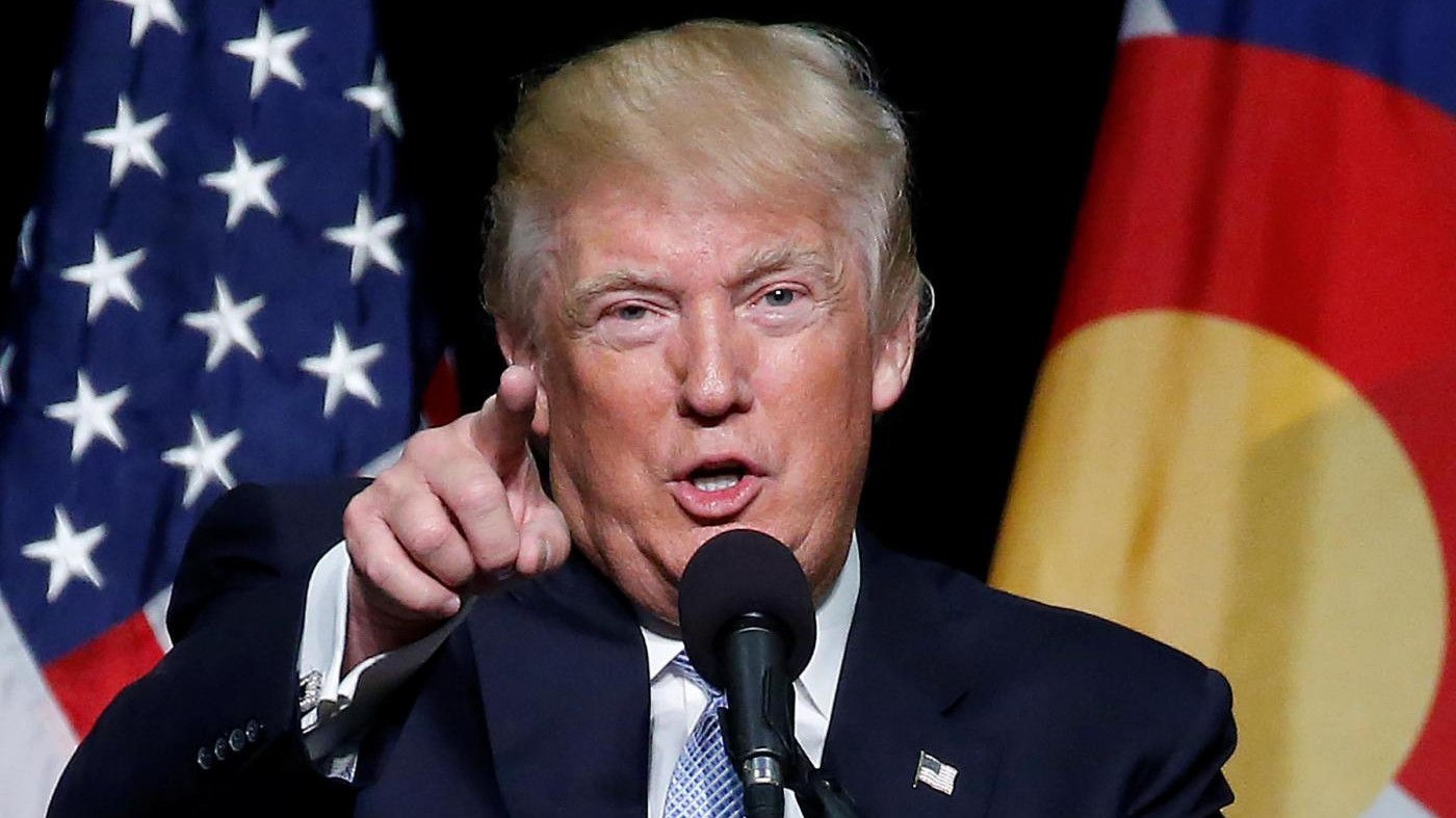 Madre del soldato musulmano a Trump: Ignorante di Islam