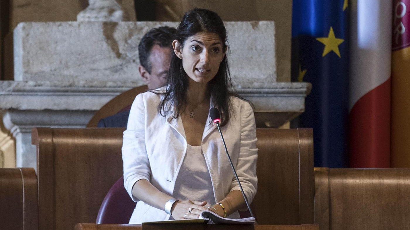 Roma, su assessora ambiente polemiche in aula contro Raggi