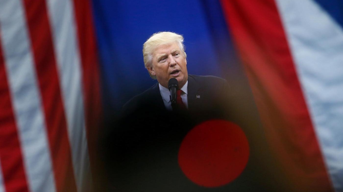 Usa 2016, Trump attacca Clinton: Lei è il diavolo