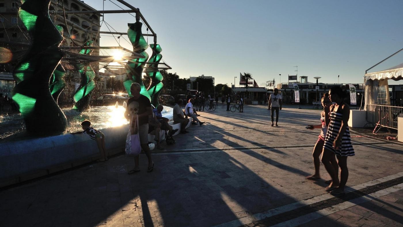 Rimini regina dell’estate ma si riscoprono le città d’arte