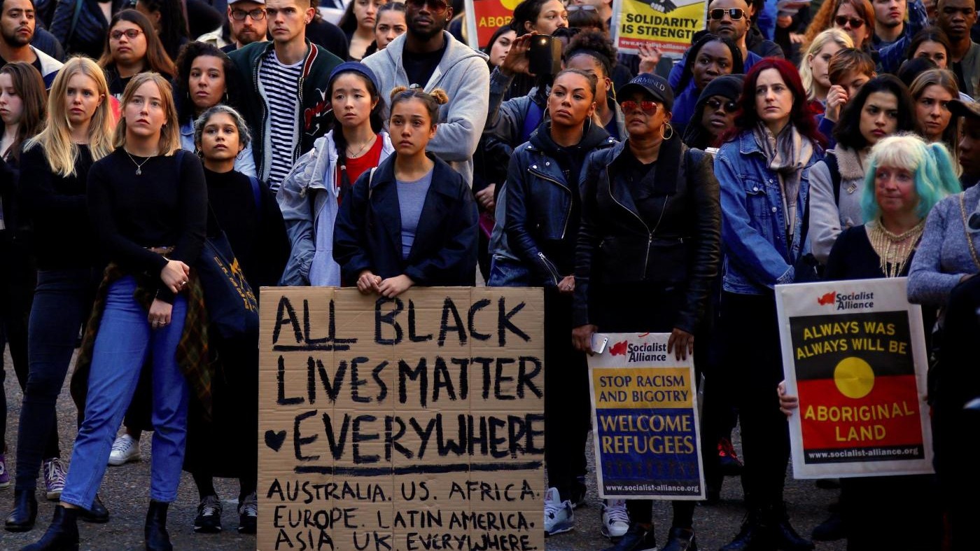 Proteste Black Lives Matter: disagi e arresti a Heathrow / VIDEO