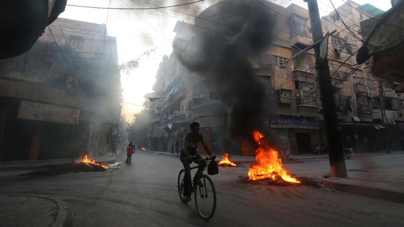 Siria, raid contro ospedale vicino Idlib: 10 morti, anche bimbi