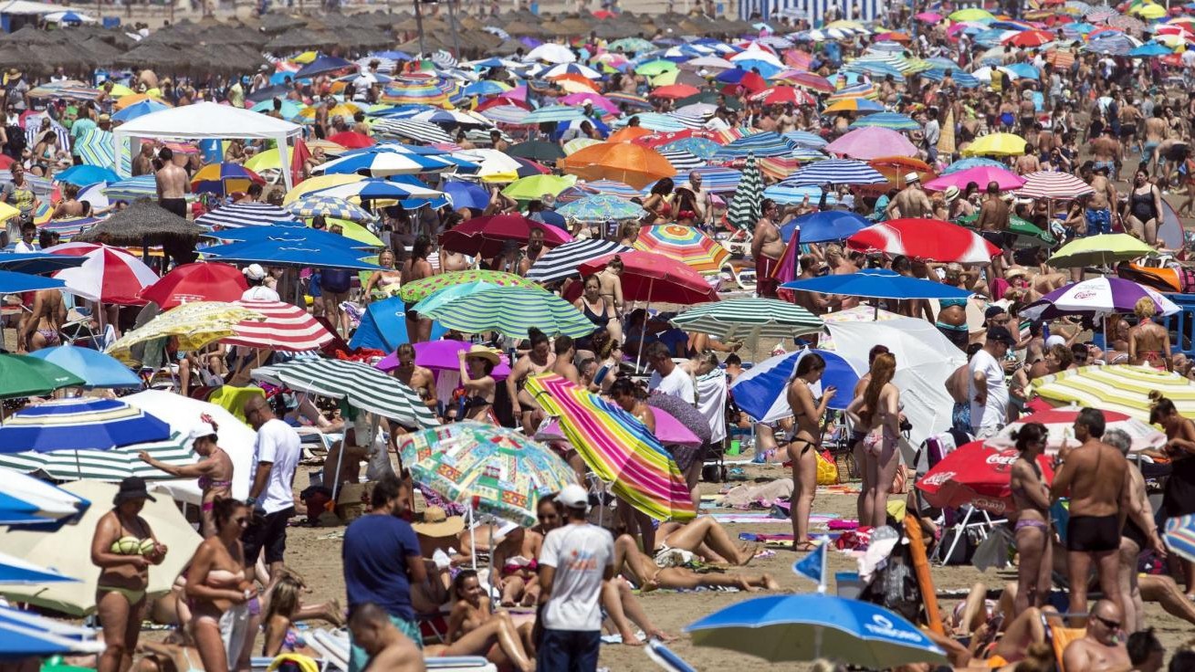 I tic e le manie degli italiani in spiaggia