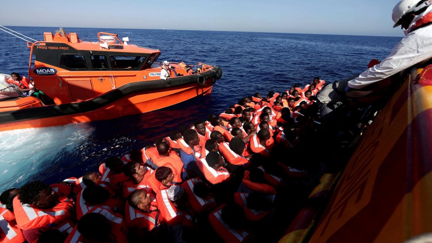 Migranti, Frontex: 25mila arrivi in Italia a luglio, +12% da 2015