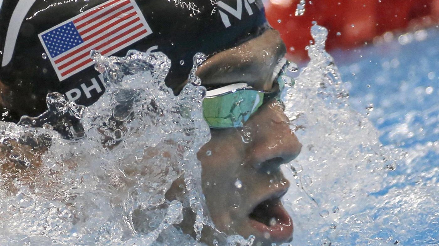 Rio 2106, Nuoto: Phelps secondo nei 100 farfalla, vince Schooling