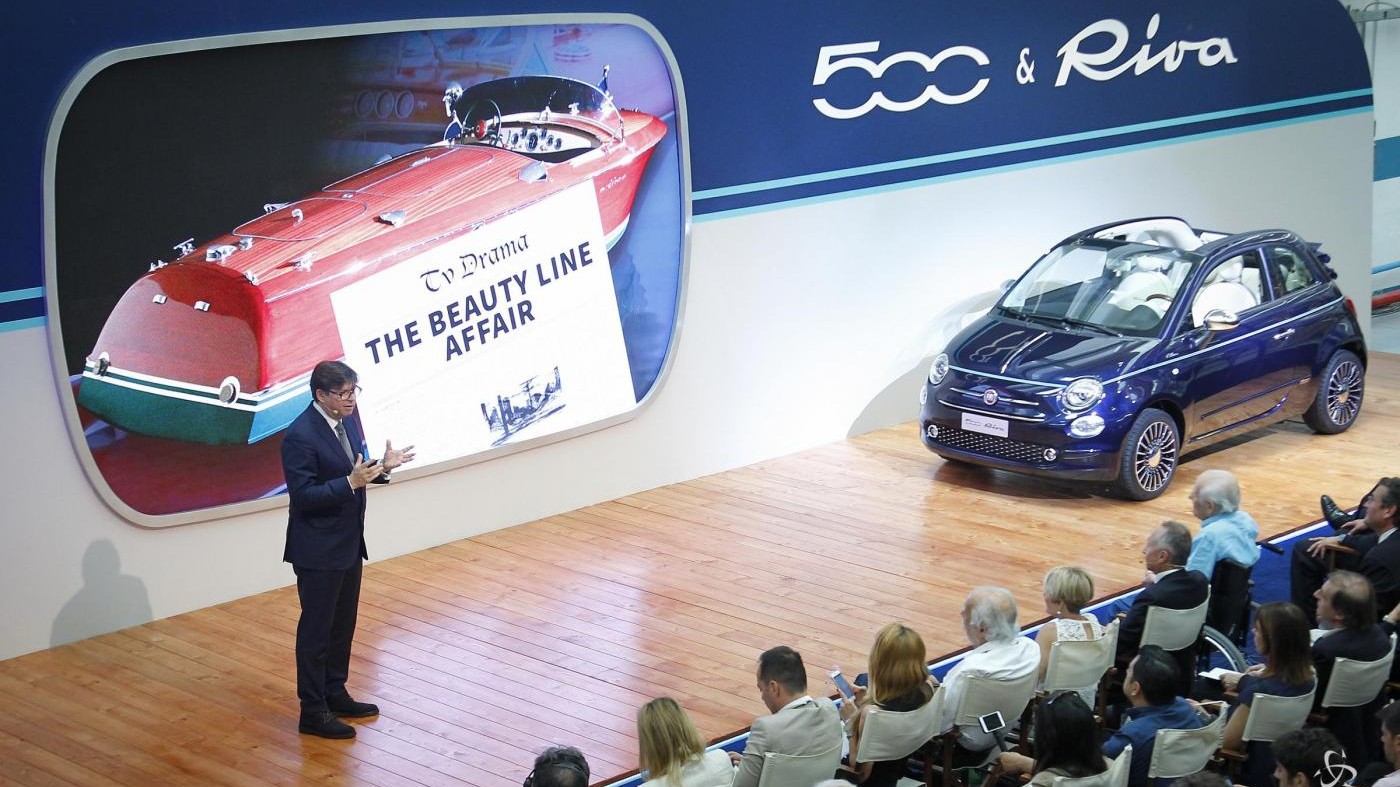 Fiat 500 festeggia 59 anni a Capri e lancia la nuova ‘Riva’