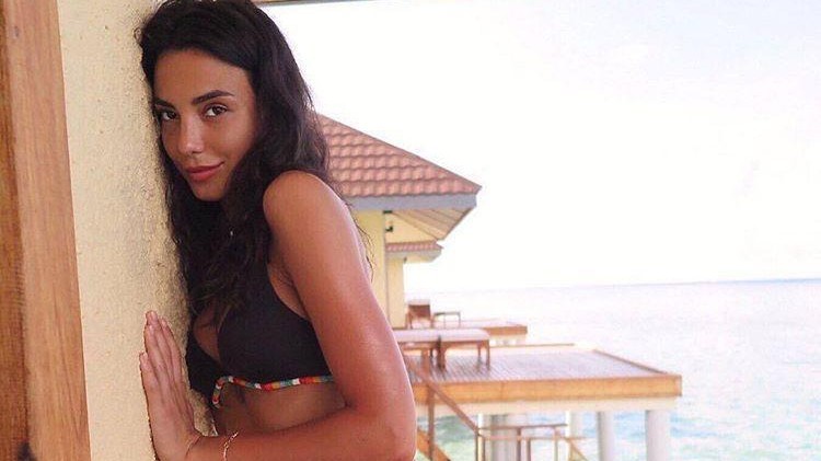 Zaza difeso dalla fidanzata: Basta, non avete le p… di Simone