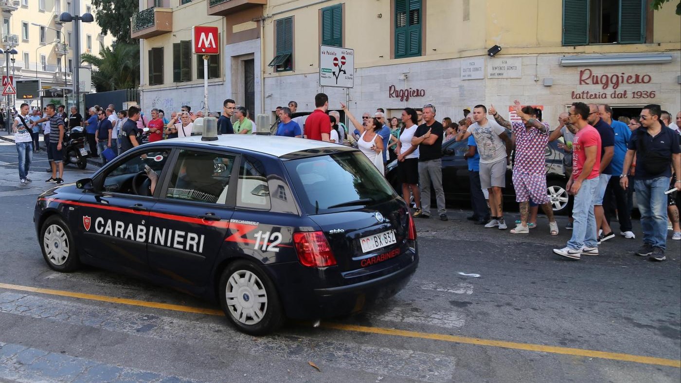 Roma, tentato omicidio in via Albalonga: arrestato 23enne