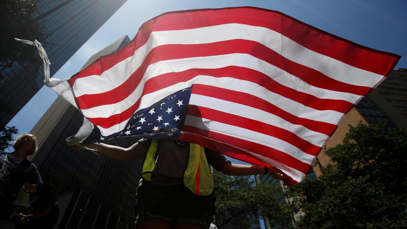 Usa, manifestazioni in tutto il Paese contro morte di afroamericani