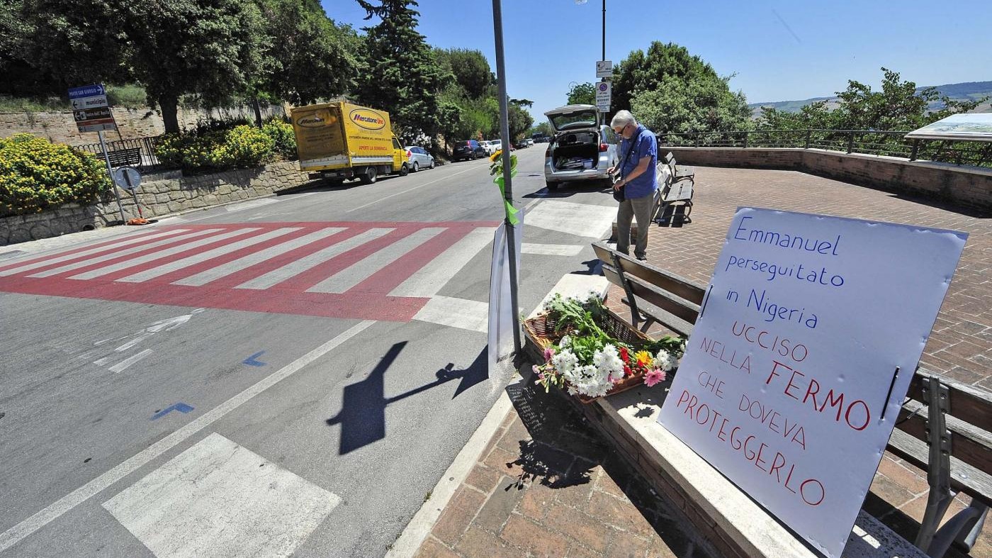 Fermo, oggi i funerali di Emmanuel con Boschi e Boldrini