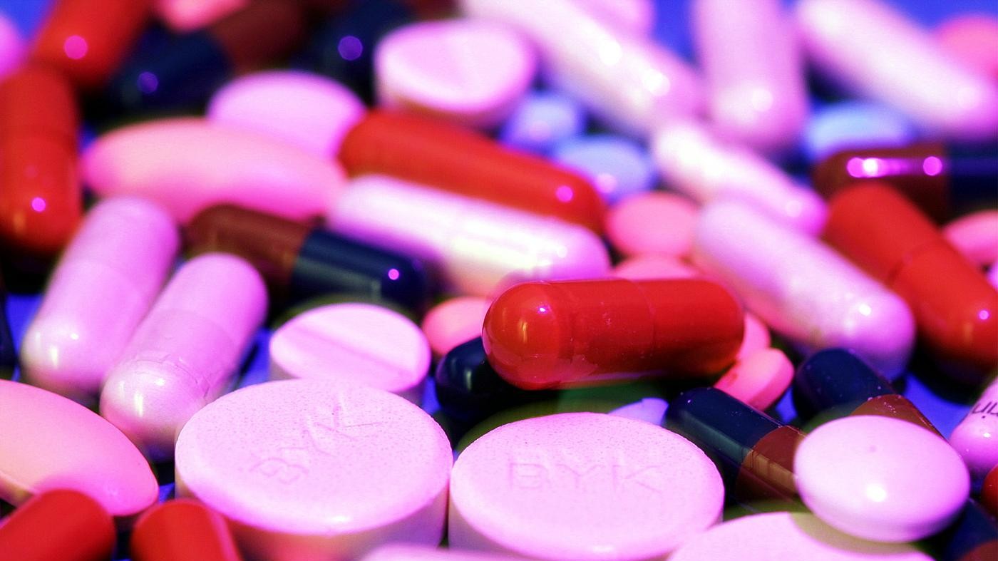 Avellino, maxi sequestro di farmaci rubati e scaduti