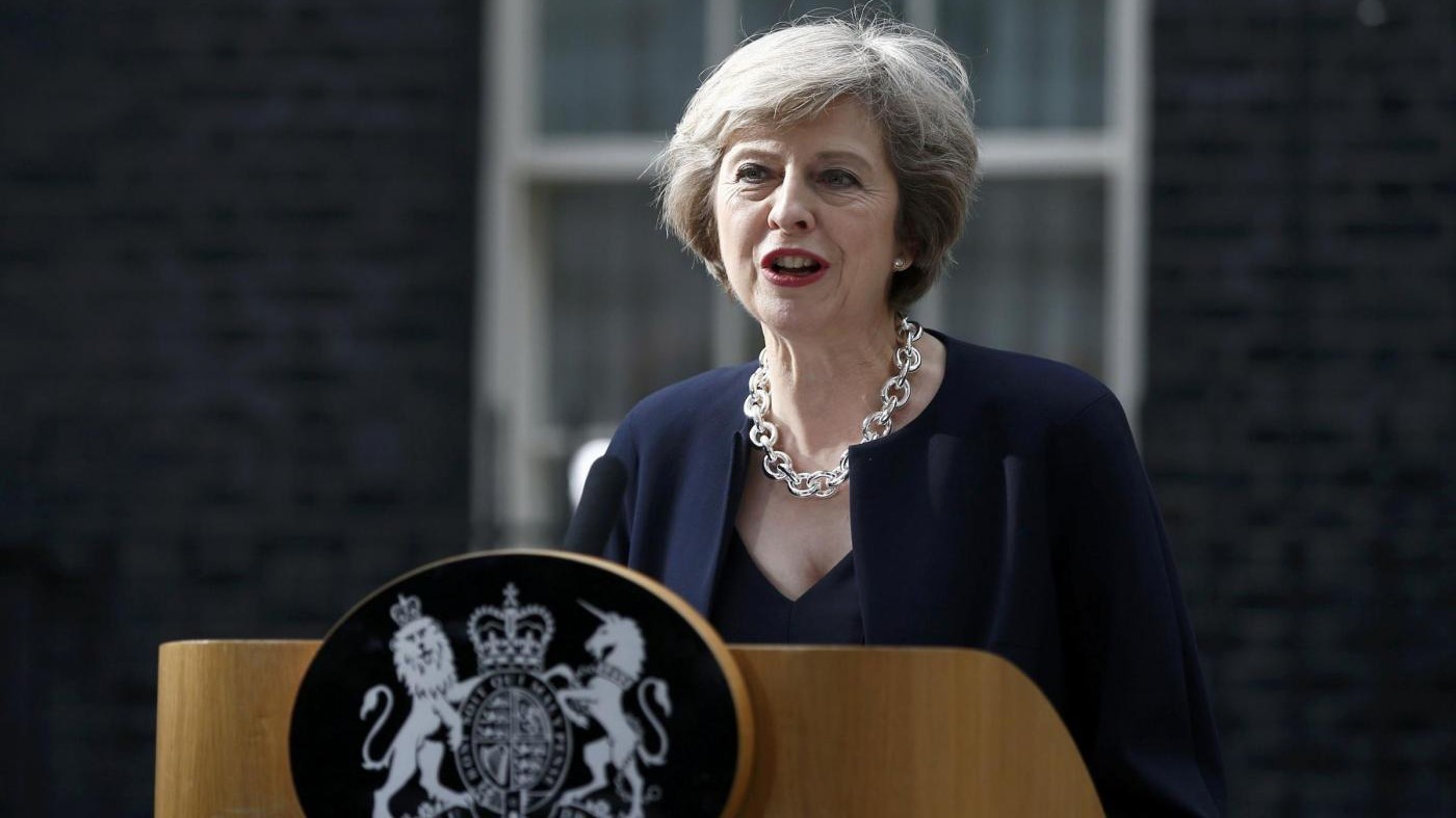 Brexit, May chiede tempo a leader Ue per avviare negoziati uscita
