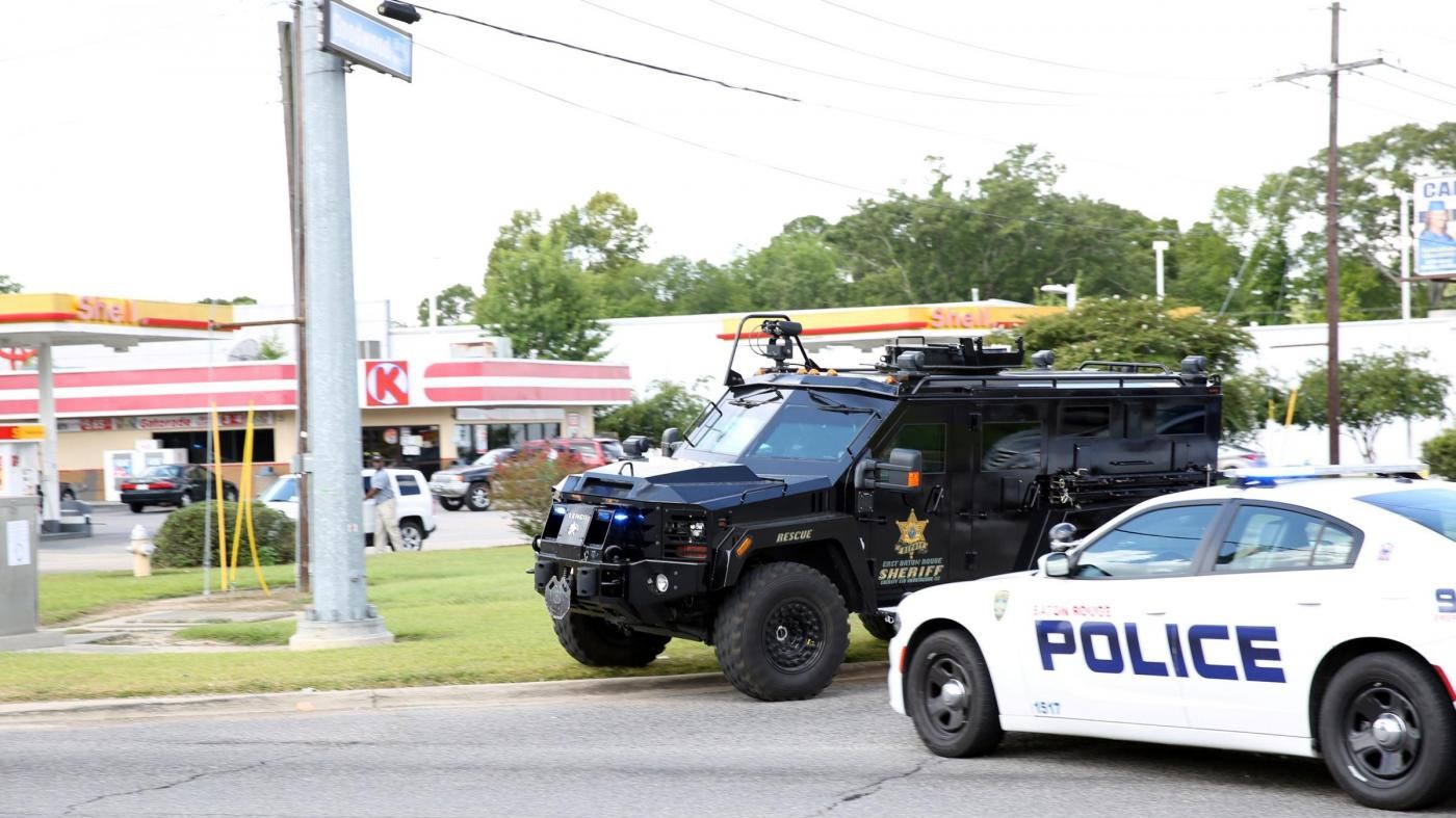 Usa, paura in Louisiana: spari contro polizia a Baton Rouge