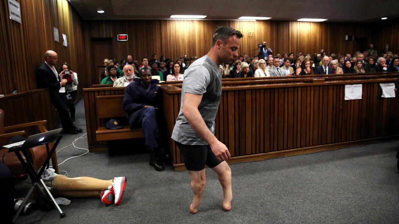 Pistorius, procuratori fanno ricorso: pena di 6 anni troppo lieve