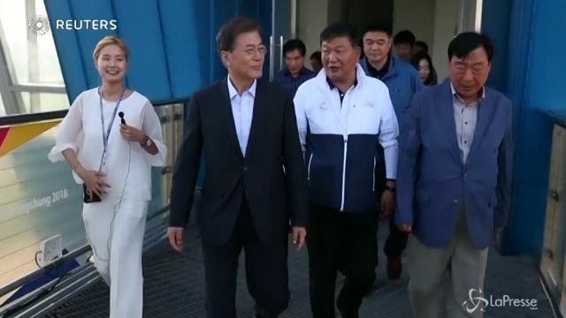 Sud Corea: Moon Jae-in visita la sede delle Olimpiadi invernali 2018