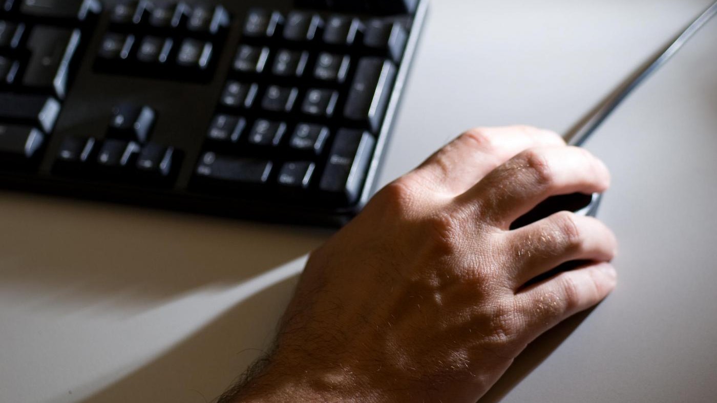 Cuneo, auto e case vacanza ‘fantasma’: scoperte decine di truffe online
