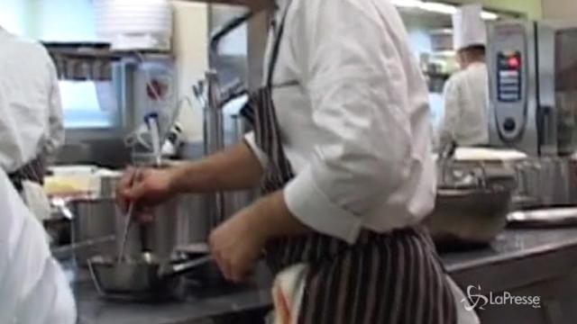 Cervia: non può lavorare perché nero