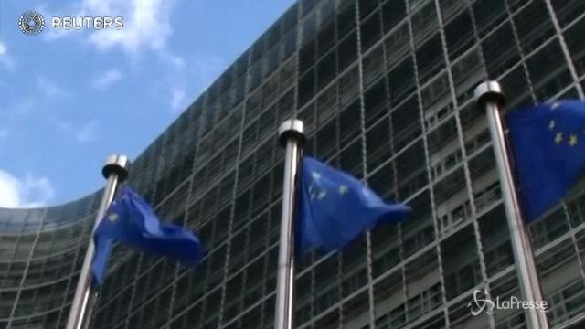 Ue a Ong: “Aderiscano al codice del governo italiano”