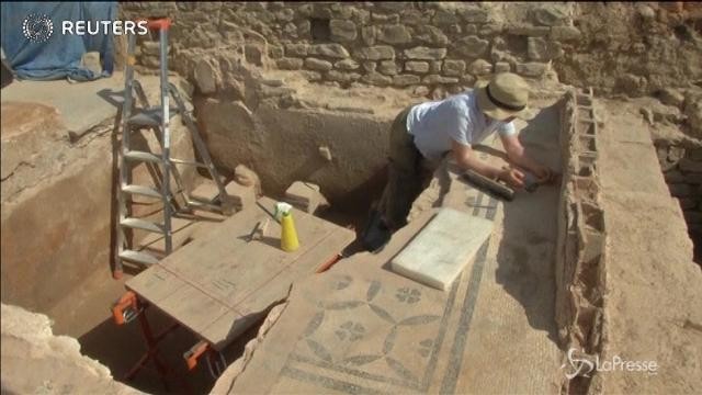 A Lione riemerge una “piccola Pompei”