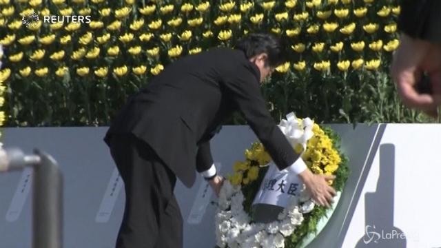 Hiroshima, il premier Abe alla commemorazione delle vittime della bomba atomica