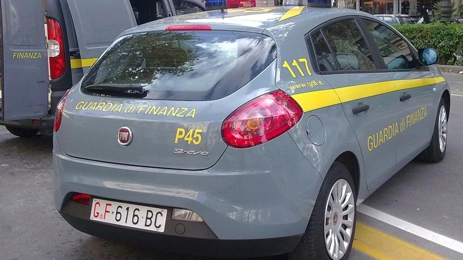 Brescia, perquisizioni in uffici pubblici: ipotesi corruzione