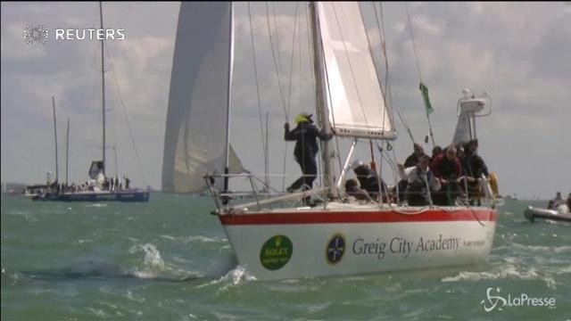Al via la leggendaria regata Fastnet Race