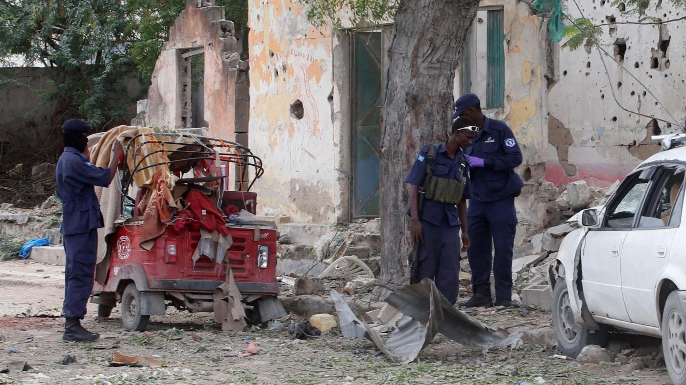 Somalia, attacco al Shabaab in hotel Mogadiscio: 18 morti